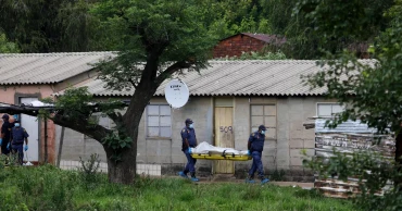 দক্ষিণ আফ্রিকার একটি বারে গুলিবর্ষণ, শিশুসহ নিহত ১২
