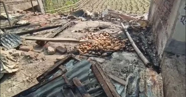 ঝালকাঠিতে ‘দাঁড়িপাল্লা’র নির্বাচনি কার্যালয়সহ দলীয় দুই কর্মীর দোকানে আগুন