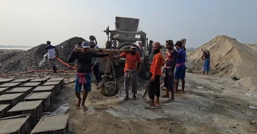 বাঁধ নির্মাণে উচ্ছ্বসিত মধুমতি পাড়ের বাসিন্দারা