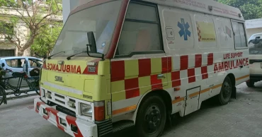 চুয়াডাঙ্গায় অযত্ন-অবহেলায় পড়ে আছে আইসিইউ অ্যাম্বুলেন্স