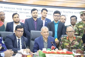 সীমান্তে কোনো উত্তেজনা নেই: স্বরাষ্ট্র উপদেষ্টা