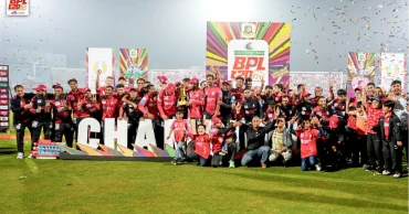 শেষের নাটকীয়তায় পরও রেকর্ড গড়ে ফের বিপিএল চ্যাম্পিয়ন বরিশাল