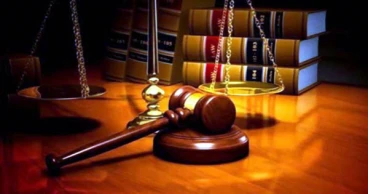 ঘুষ গ্রহণের দায়ে খুলনা জজ আদালতের হিসাব সহকারীকে ১০ বছরের কারাদণ্ড