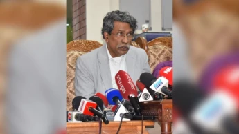 ভবিষ্যতে সংবিধানে তত্ত্বাবধায়ক সরকার ব্যবস্থার পরিবর্তন চাইলে গণভোট লাগবে: আলী রীয়াজ