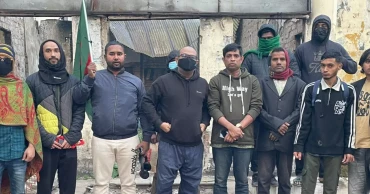 হবিগঞ্জ জেলা আ.লীগের কার্যালয়ের সামনে পতাকা উত্তোলন ও স্লোগান