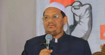 ইবতেদায়ি শিক্ষকদের দাবি মেনে নেওয়ার আহ্বান চরমোনাই পীরের