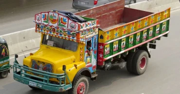 টাঙ্গাইলে ট্রাকচাপায় আনসার কমান্ডার নিহত