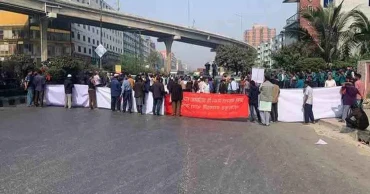 মহাখালীতে সিএনজি চালকদের বিক্ষোভ, যানজট