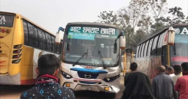 সিরাজগঞ্জে বাসচাপায় শিক্ষকসহ নিহত ২