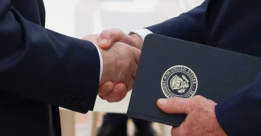 ট্রাম্পের শান্তি আলোচনা এগোলেও ভূখণ্ড ও নিরাপত্তা জটিলতাই প্রধান অন্তরায়