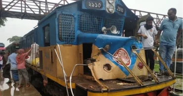 গাছের সঙ্গে ট্রেনের ধাক্কা, অল্পের জন্য রক্ষা পেল কালনী এক্সপ্রেস