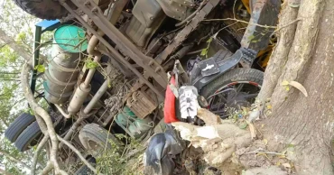 ফরিদপুরে ট্রাক-মোটরসাইকেল-অটোরিকশার ত্রিমুখী সংঘর্ষ, নিহত ২