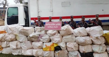 সীমান্তে বিপুল পরিমাণ ভারতীয় গরুর মাংসভর্তি ফ্রিজিং কাভার্ডভ্যান জব্দ