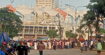 সচিবালয় ছেড়ে শিক্ষার্থীরা স্টেডিয়াম মার্কেট এলাকায়, পুলিশ জিরো পয়েন্টে