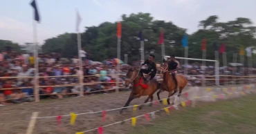 লালমনিরহাটে চার দিনব্যাপী ঘোড়দৌড় প্রতিযোগিতা শুরু