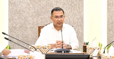 PM Tarique attends Secretariat office for second day, follows traffic signals