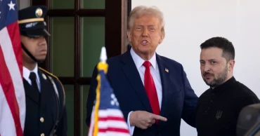 Trump halts Ukraine aid, pressures Zelenskyy for swift end to war