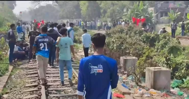 Diploma engineers’ blockade halts Dhaka’s rail links with M’singh, Rajshahi