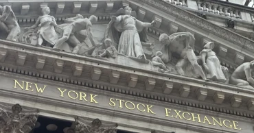 Asian stocks rise as China's tech shares see gains