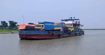 Ferry service on Shariatpur-Chandpur route resume after 4.5 hrs