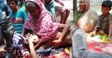 41 students fall sick in 2 days in Pabna spreading panic