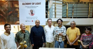 Gallery Cosmos workshop on Cyanotype and Gum Bichromate concludes