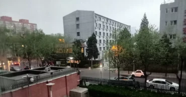 Beijing issues orange alert for strong winds in nearly a decade