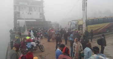 Dense fog halts ferry services on Paturia-Daulatdia, Aricha-Kazirhat routes