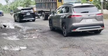 Eid exodus turns ordeal on crater-ridden Faridpur Highway