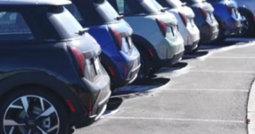 US wholesale inflation fell last month as price pressures eased