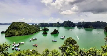 Discover Ha Long Bay: Your Ultimate Travel Guide to Vietnam’s Natural Wonder