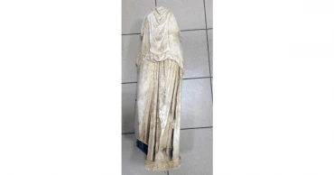 A 2,000-year-old statue found abandoned in garbage bag in Greece