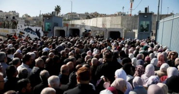 Israel restricts Al-Aqsa access for Ramadan prayers