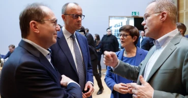 German parties reach a deal to form new government