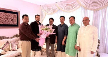 Prof Yunus sends birthday bouquet to Khaleda Zia