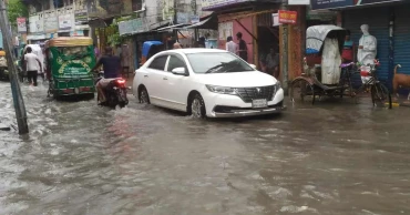 Incessant rain floods Khulna city, adjacent areas