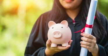 Top 10 International Scholarships for Women to Study Abroad