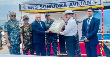 Bangladesh hands over the 3rd humanitarian aid consignment to Myanmar