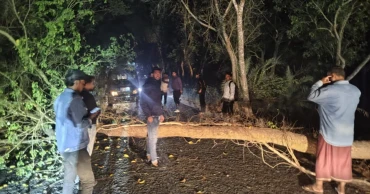 Another Highway Robbery: BRTC bus, microbus looted in Naogaon