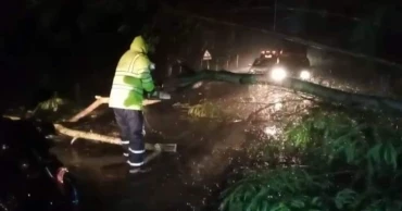 Cyclone Sitrang: Dhaka-Khulna & Dhaka-Barishal highways reopen after 10 hours