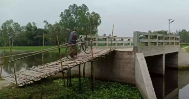 Bridge without roads leaves thousands stranded in Rangpur’s Mithapukur