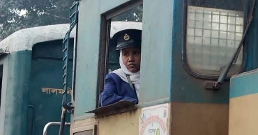 Lalmonirhat’s female train driver breaks barriers in male-dominated field