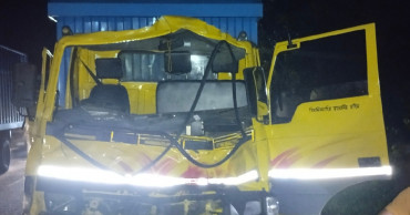 Four killed in Chattogram as covered van crashes into auto-rickshaw