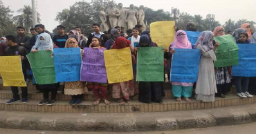 DU students demand immediate punishment of attackers