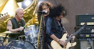 Aerosmith drummer sues to rejoin band for Grammy honors