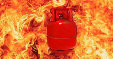 3 members of a family burnt in N’ganj fire