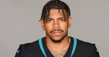 Charges filed in stabbing of ex-Ohio State QB Terrelle Pryor