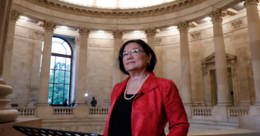 Sen. Mazie Hirono of Hawaii is writing memoir, due in 2021