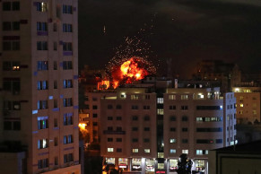 Israel strikes militants' targets in Gaza in response to rocket fire