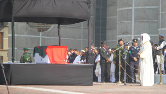 Syed Ashraf’s first namaz-e-janaza held